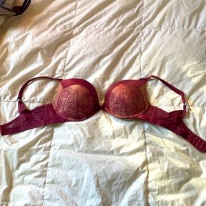 Victoria’s Secret Very Sexy Push-Up Bra